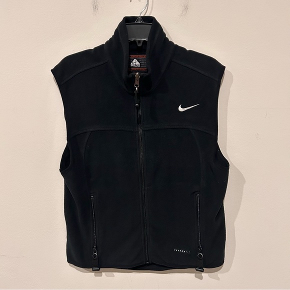 Nike acg vest - Picture 3 of 8